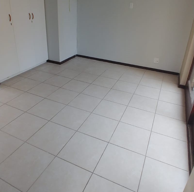 4 Bedroom Property for Sale in Wavecrest Eastern Cape
